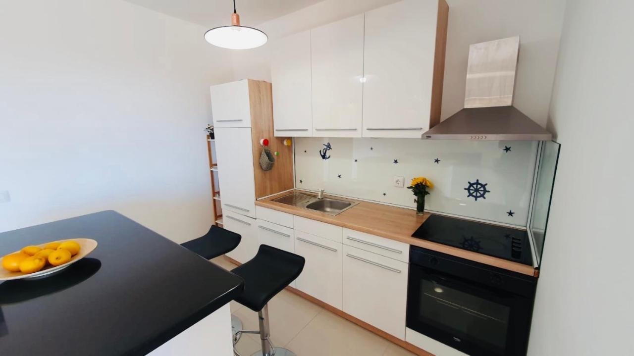 Apartman Petar Ražanac Eksteriør billede
