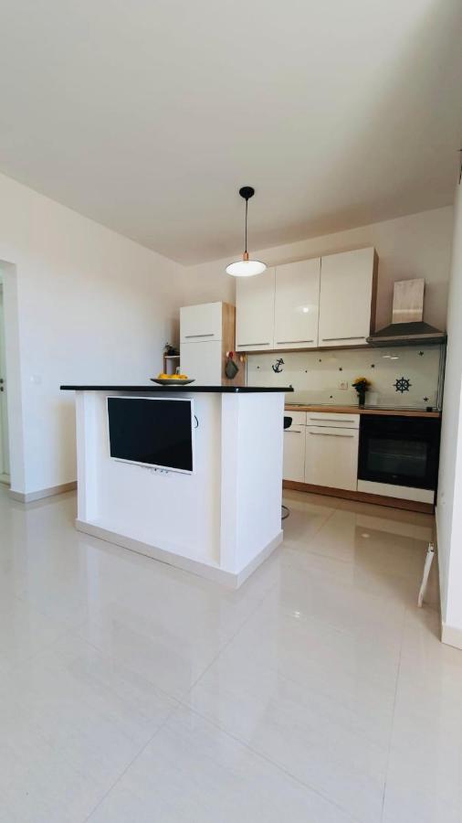 Apartman Petar Ražanac Eksteriør billede