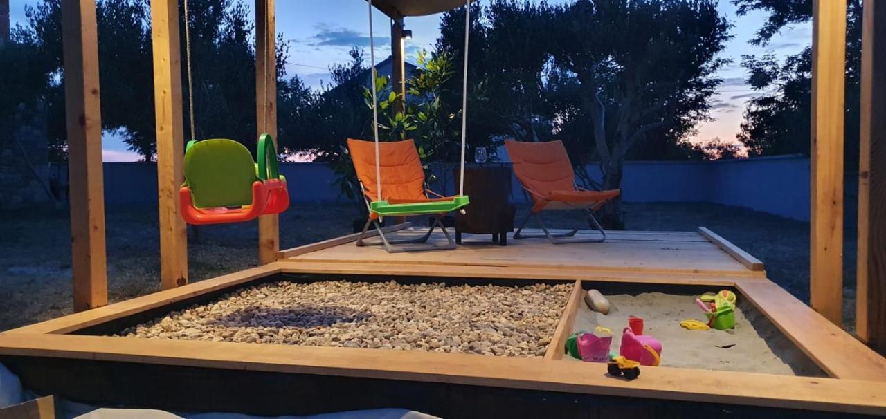 Apartman Petar Ražanac Eksteriør billede