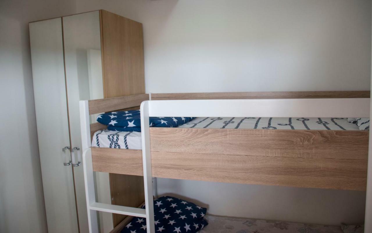 Apartman Petar Ražanac Eksteriør billede